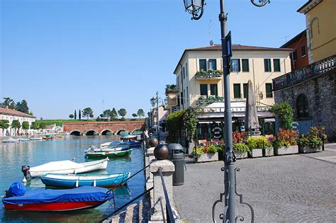 bacheca incontri peschiera del garda|Bakeca incontri a Peschiera del Garda centro città